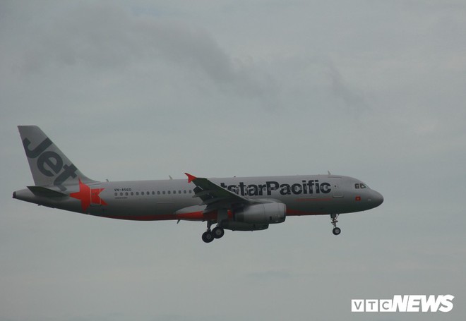 Sân bay Tuy Hòa đóng cửa vào ban đêm, Jetstar Pacific phải hủy chuyến - Ảnh 1.