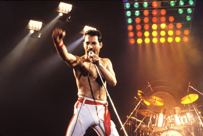 Câu chuyện về huyền thoại Freddie Mercury cùng người phụ nữ duy nhất mà ông yêu trong suốt cuộc đời - Ảnh 1.