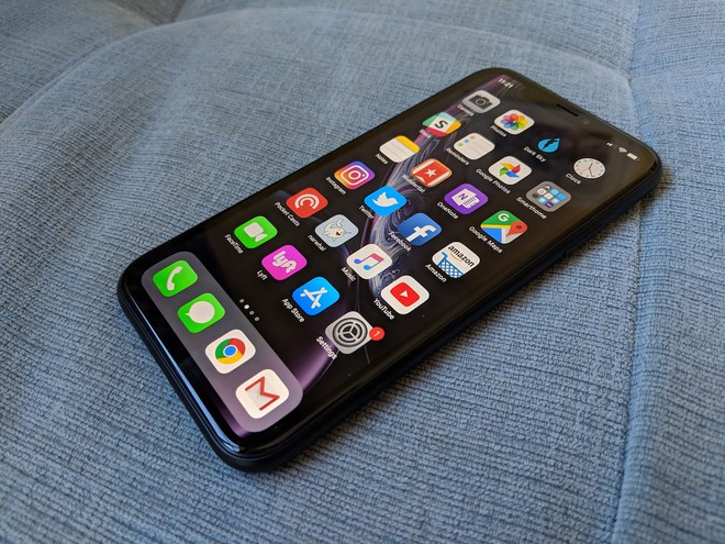 Kh&ocirc;ng phải do ế, h&oacute;a ra Apple ghẻ lạnh với iPhone XR do lỗi sản xuất? - Ảnh 1.