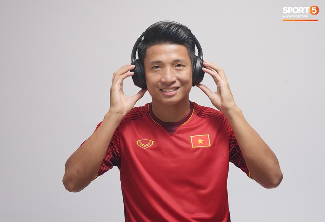 Gu chọn tai nghe của các tuyển thủ Việt Nam tại AFF Cup 2018 - Ảnh 2.