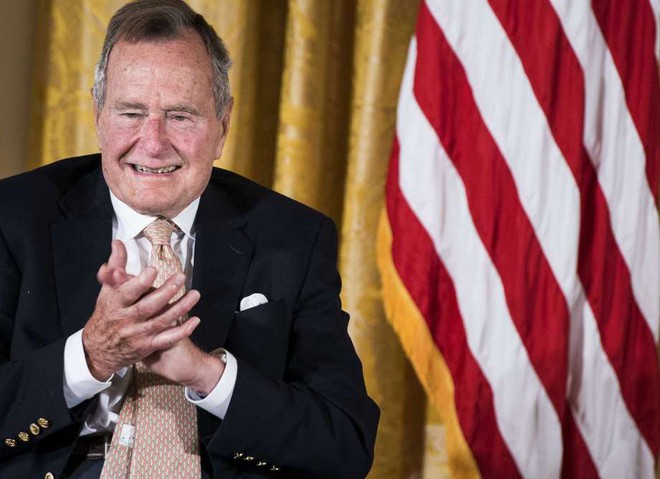 Cựu Tổng thống Mỹ George H.W Bush qua đời  - Ảnh 1.