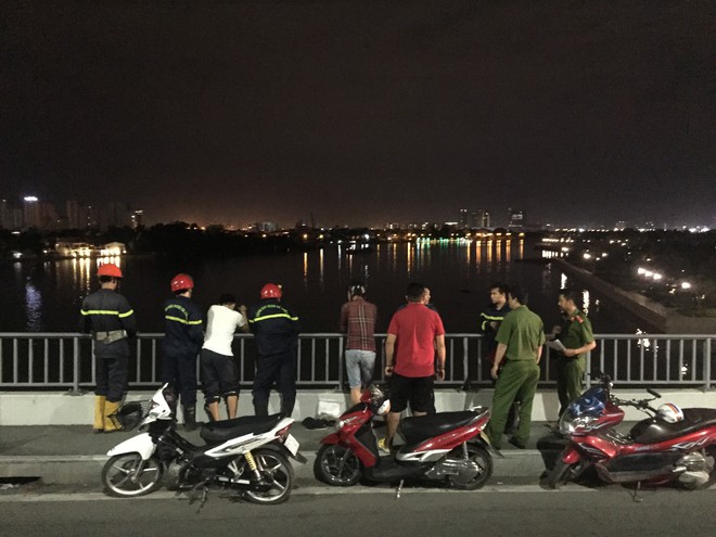 Bỏ lại thư tuyệt mệnh, nam thanh ni&ecirc;n nhảy cầu S&agrave;i G&ograve;n tự tử - Ảnh 1.
