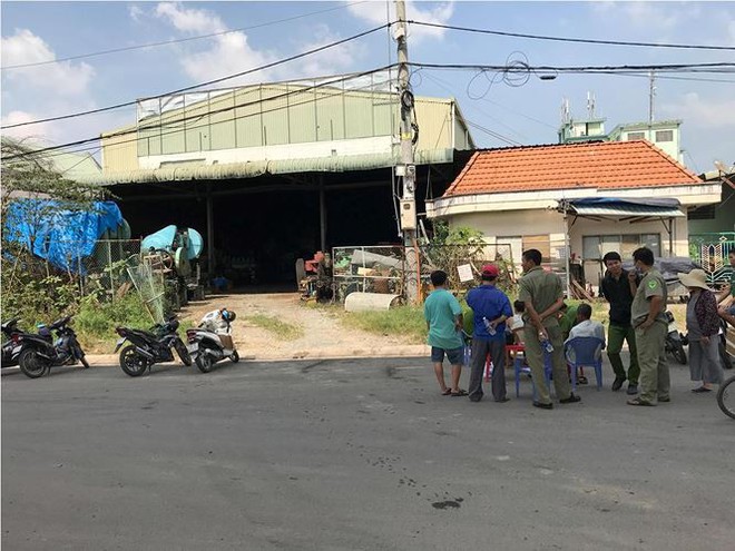 Người đ&agrave;n &ocirc;ng chết kh&ocirc; trong chiếc m&aacute;y dập sắt ở S&agrave;i G&ograve;n - Ảnh 2.