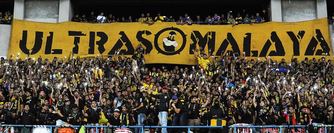 Cổ động viên Việt Nam hãy coi chừng Ultras Malaysia - đám người hung hãn khi bản năng nguyên thủy bị đánh thức - Ảnh 3.