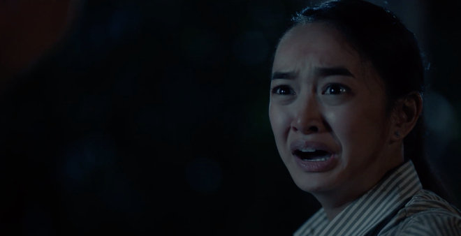 Cười mệt khi xem Trang Hý cháy tóc - Kaity Nguyễn cháy đầm trong trailer chính thức của Hồn Papa, Da Con Gái - Ảnh 7.