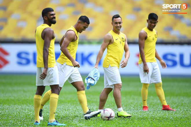Đội tuyển Malaysia chơi bóng ném trong buổi tập cuối cùng trước khi đối đầu tuyển Việt Nam  - Ảnh 8.
