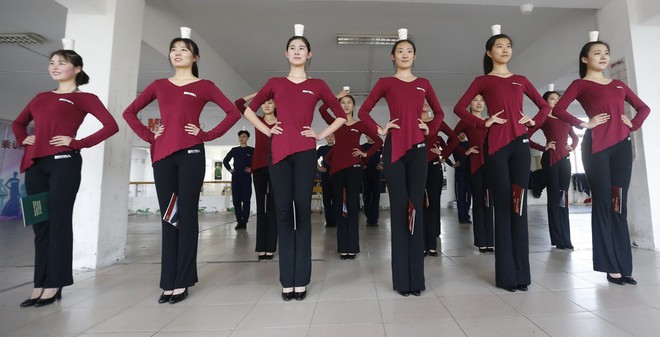 Đột nhập các lớp ôn thi vào trường nghệ thuật ở Trung Quốc, nơi học viên chấp nhận bị hành hạ thể xác để thi đỗ - Ảnh 11.