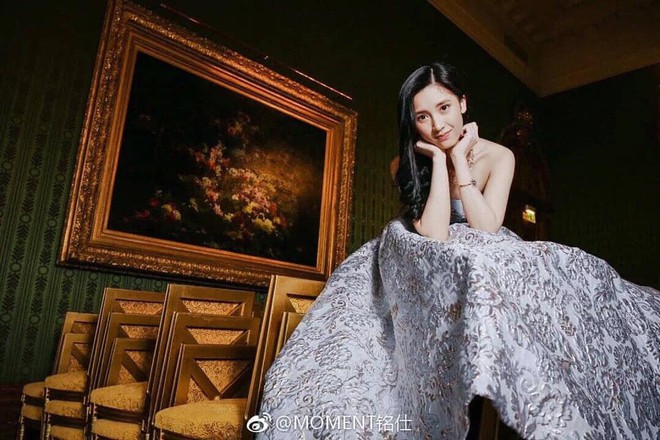 Từng định đi l&agrave;m th&ecirc;m để phụ gi&uacute;p gia đ&igrave;nh, c&ocirc; g&aacute;i bất ngờ ph&aacute;t hiện bố m&igrave;nh l&agrave; CEO gi&agrave;u sụ, c&ograve;n mẹ l&agrave; diễn vi&ecirc;n TVB nổi tiếng - Ảnh 2.