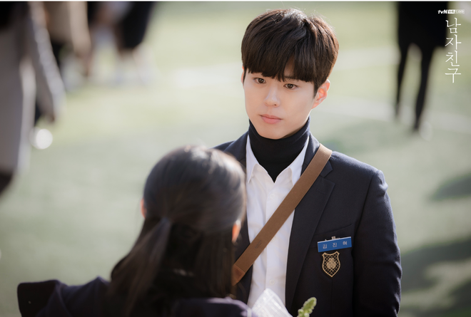 Hoá ra thanh xuân nợ chúng ta một Park Bo Gum giống như cô bạn thân trong Encounter! - Ảnh 1.