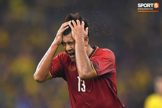 Nghi vấn c&oacute; người sử dụng FB của Chinh đen, đi đ&ocirc;i co với từng fan h&acirc;m mộ - Ảnh 1.