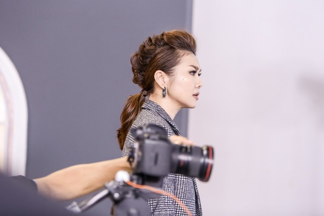 Nam Trung tỏ r&otilde; th&aacute;i độ khi bị học tr&ograve; V&otilde; Ho&agrave;ng Yến nh&aacute;i lại điệu bộ - Ảnh 5.
