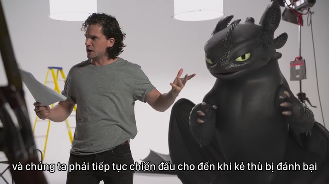 Cười vỡ bụng với đoạn clip thử vai của “cha” rồng “Game of Thrones” Kit Harington và rồng thứ thiệt Toothless - Ảnh 7.