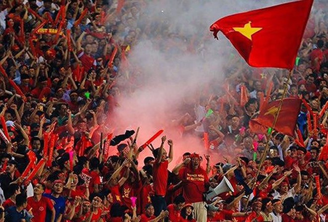 Công an Hà Nội sẽ soát vé trận chung kết lượt về Việt Nam-Malaysia - Ảnh 1.