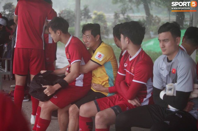 Đây là người giúp tuyển thủ Việt Nam có thể lực tốt nhất để vô địch AFF Cup 2018 - Ảnh 3.