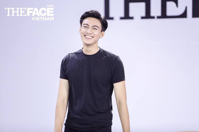 Khán giả hết hồn với khả năng tiếng Anh kinh dị của top 7 The Face Vietnam 2018 - Ảnh 3.