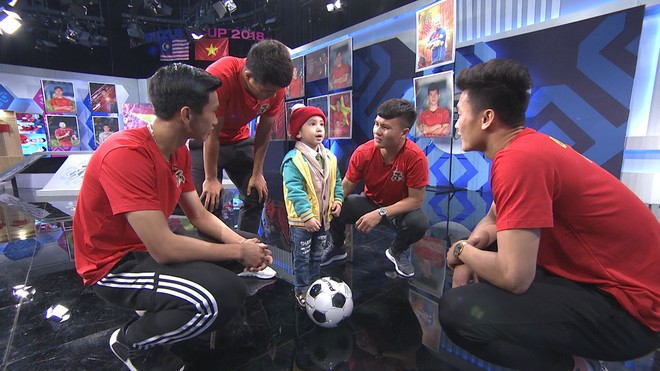 Việt Nam v&ocirc; địch rồi Tom ơi, giờ con h&atilde;y tiếp tục cuộc chiến của ri&ecirc;ng m&igrave;nh nh&eacute;! - Ảnh 1.