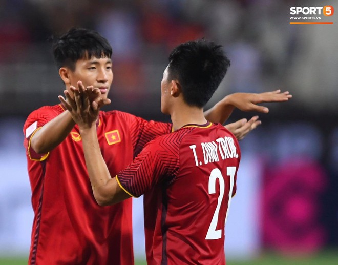 Gặp anh chàng &quot;sơ vin&quot; Đình Trọng sau AFF Cup: &quot;Điều buồn nhất là sẽ phải xa bóng đá rất lâu&quot; - Ảnh 14.