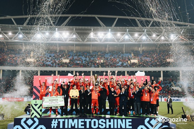 Việt Nam v&ocirc; địch rồi Tom ơi, giờ con h&atilde;y tiếp tục cuộc chiến của ri&ecirc;ng m&igrave;nh nh&eacute;! - Ảnh 4.