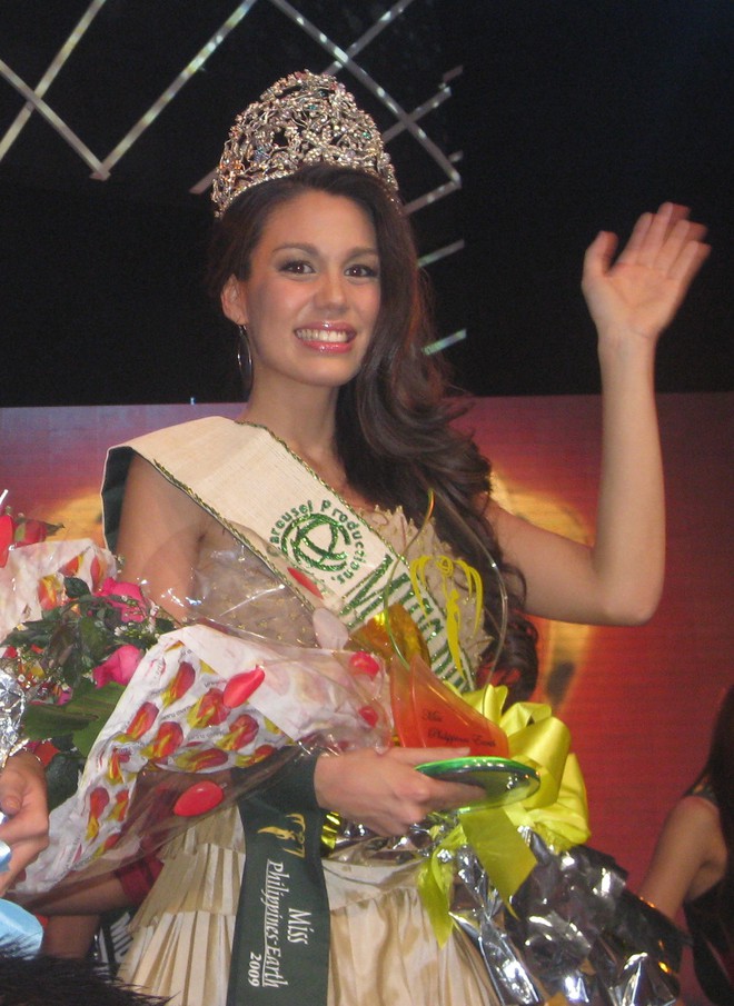 Trại đào tạo hoa hậu tại Philippines: Nơi những cô gái học cách trở thành nữ hoàng - Ảnh 6.