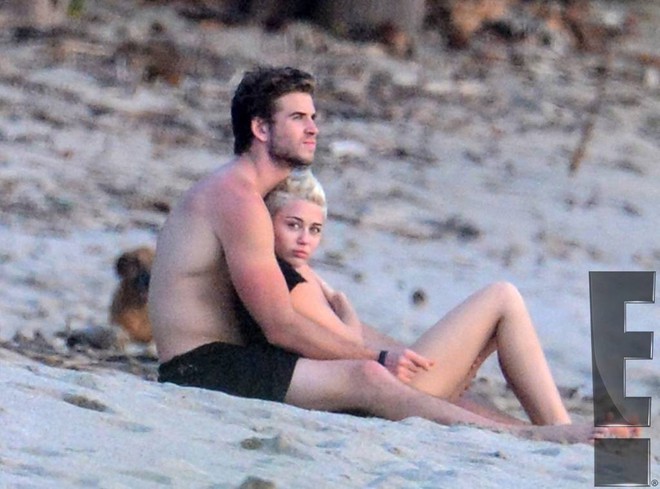 Miley Cyrus hồn nhiên khoe Liam Hemsworth 10 điểm ở mọi mặt, đặc biệt là khoản... giường chiếu - Ảnh 2.