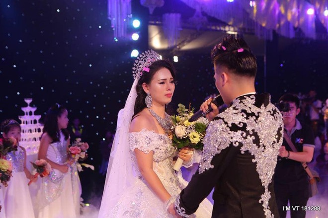 Siêu đám cưới 4 tỷ đồng ở Thái Nguyên: 13 năm bên nhau và niềm hạnh phúc sau bao sóng gió của cô dâu - Ảnh 6.