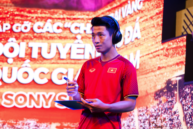 Gu chọn tai nghe của c&aacute;c tuyển thủ Việt Nam tại AFF Cup 2018 - Ảnh 4.