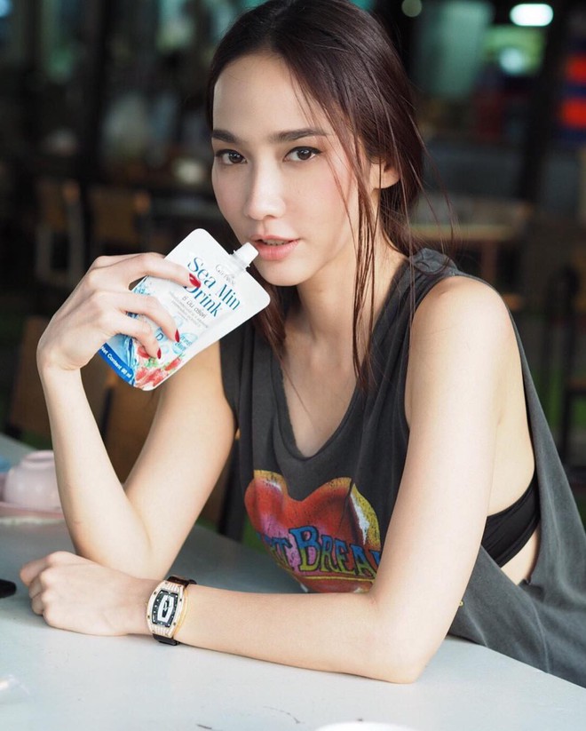 Thánh hack tuổi bậc nhất Thái Lan bỏ xa Jang Nara: Ai ngờ hơn Mike Angelo 11 tuổi và Nadech hẳn 1 giáp - Ảnh 8.