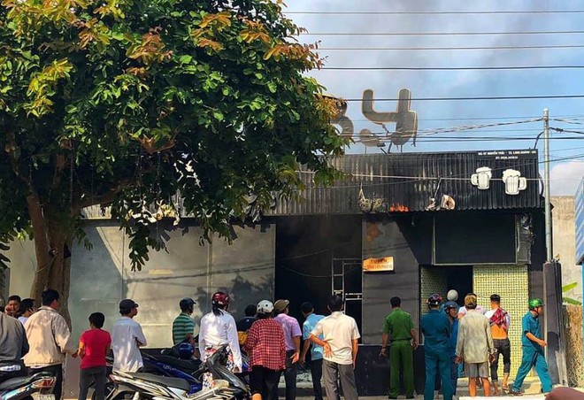 Vụ cháy nhà hàng ở Đồng Nai khiến 7 người thương vong: Nguyên nhân do thi công hàn xì - Ảnh 1.
