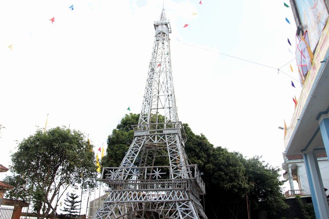 Chiêm ngưỡng tháp Eiffel bằng tre cao 22m chào đón Giáng sinh 2018 ở Nghệ An - Ảnh 7.