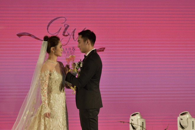 Thay liền 3 bộ váy cưới đẹp như mơ, Chung Hân Đồng lại khiến dân tình say lòng vì quá đỗi xinh đẹp - Ảnh 6.