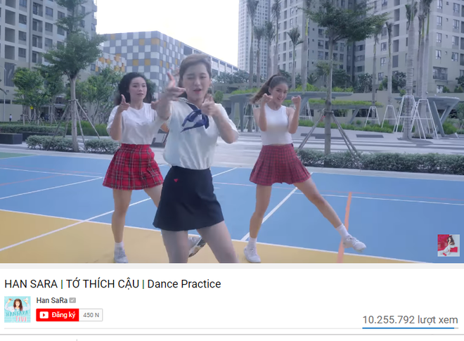 Chỉ l&agrave; bản Dance nhưng 2 MV n&agrave;y vẫn vượt mốc chục triệu view, thậm ch&iacute; c&ograve;n qua mặt cả bản ch&iacute;nh - Ảnh 4.