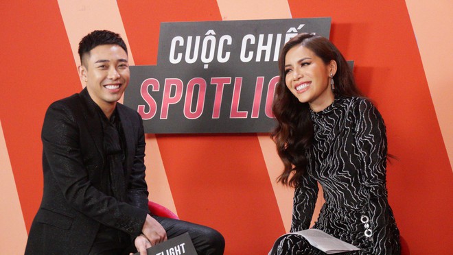 &ldquo;Cuộc chiến Spotlight&rdquo;: Minh T&uacute; v&agrave; Ho&agrave;ng Ku bất đồng quan điểm, tranh c&atilde;i gay gắt v&igrave; th&iacute; sinh - Ảnh 1.