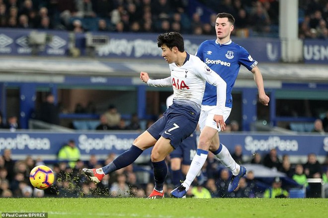 Cử chỉ đáng yêu của cầu thủ số 1 Hàn Quốc trong ngày ghi 2 bàn nhấn chìm Everton ở giải Ngoại hạng Anh - Ảnh 6.