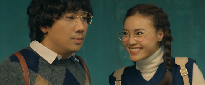 Ninh Dương Lan Ngọc c&agrave; khịa khiến Trấn Th&agrave;nh bị đấm chảy m&aacute;u mũi trong teaser của Cua Lại Vợ Bầu - Ảnh 3.