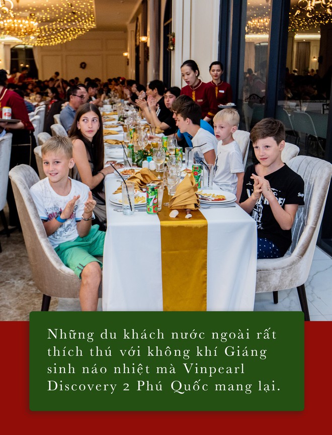 Du khách Nha Trang, Phú Quốc đón Giáng sinh ấm áp trong không gian sang trọng, lộng lẫy - Ảnh 7.