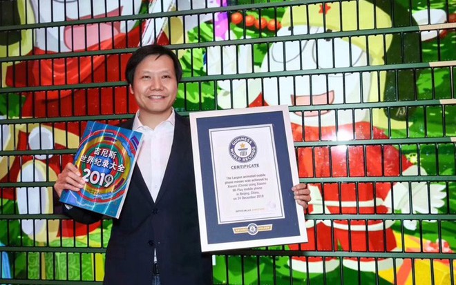 Xiaomi lập kỷ lục Guinness với cây thông Noel ghép bằng điện thoại di động lớn nhất thế giới - Ảnh 2.