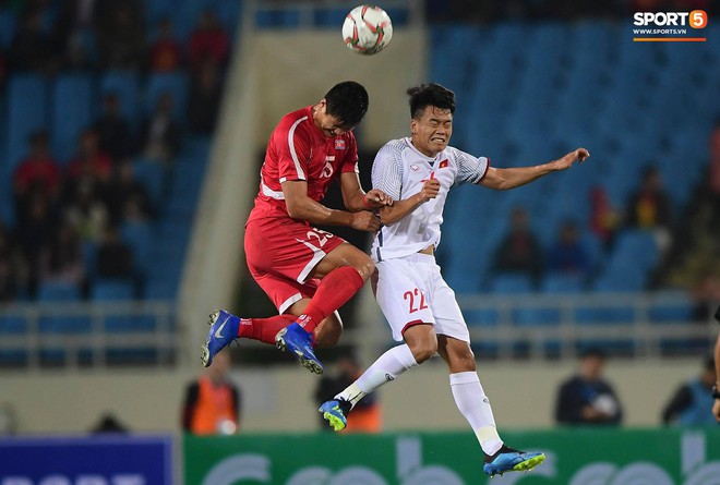 Dần lộ diện 2 cầu thủ đầu tiên phải chia tay tuyển Việt Nam trước thềm Asian Cup 2019  - Ảnh 1.