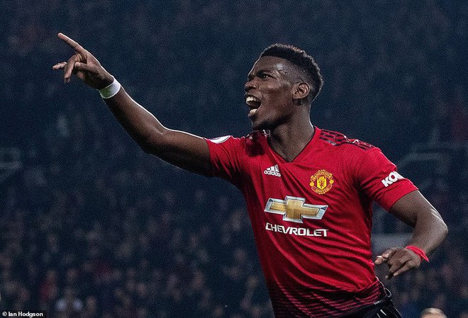 Một lần nữa, fan MU lại đắm chìm trong tình yêu với anh chàng tiền vệ tài hoa Paul Pogba - Ảnh 4.