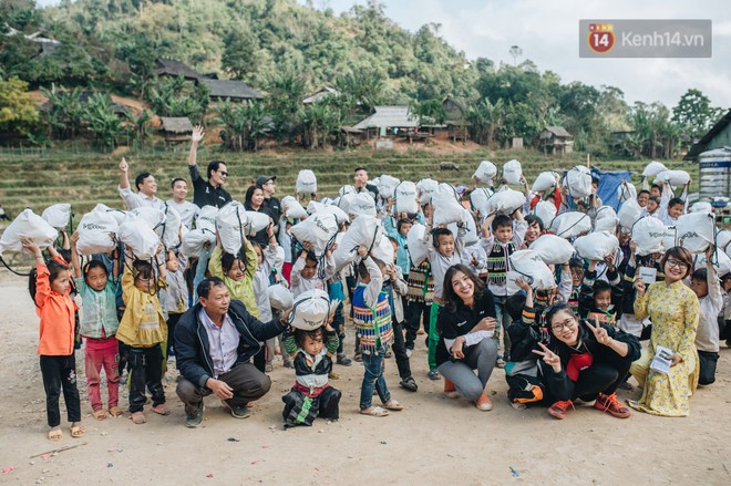 Chùm ảnh: Nụ cười rực rỡ của thầy và trò Tri Lễ xua tan giá lạnh của mùa đông - Ảnh 11.