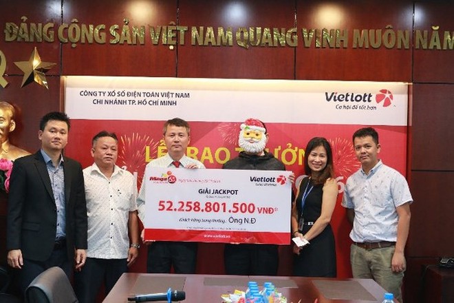 Chơi bao 7, liên tiếp 3 khách hàng trở thành tỷ phú Vietlott trong 1 tháng - Ảnh 3.