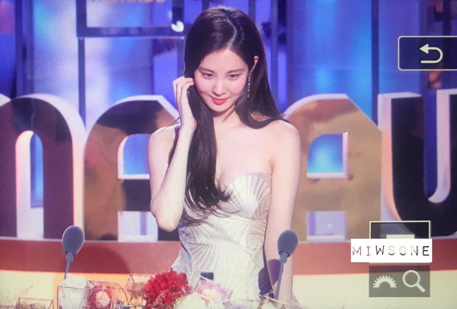 Xịt máu mũi vì em út ngoan hiền Seohyun (SNSD) khoe vòng 1 bốc lửa, làn da trắng nõn tại MBC Drama Awards - Ảnh 4.