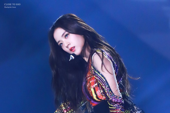 Bạn c&oacute; biết c&ocirc; g&aacute;i n&agrave;y của Black Pink cứ l&ecirc;n s&acirc;n khấu l&agrave; lại g&acirc;y thương nhớ to&agrave;n diện với nhan sắc cực phẩm? - Ảnh 3.