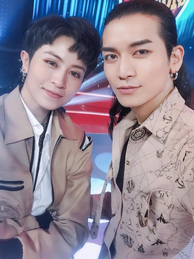 Về số lượng chị em sinh đ&ocirc;i, BB Trần m&agrave; tự nhận số 2 th&igrave; c&ograve;n ai d&aacute;m vỗ ngực số 1! - Ảnh 4.