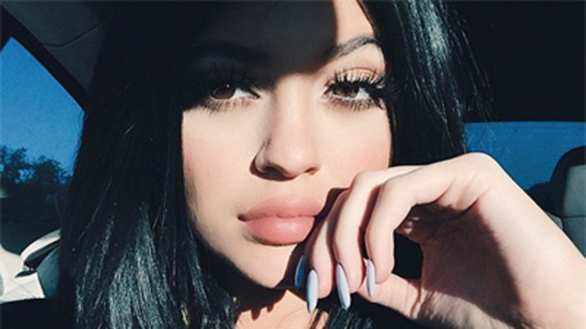 21 tuổi đã kiếm hàng ngàn tỷ đồng một năm, Kylie Jenner có cuộc sống sang chảnh và tài sản đáng ghen tị đến mức nào? - Ảnh 12.