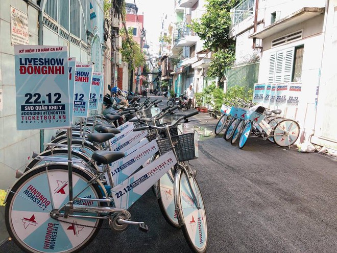 Fan Đông Nhi chịu chơi hết cỡ: Phát động chiến dịch đạp xe - tặng vé khắp TP. HCM quảng bá liveshow của thần tượng - Ảnh 5.