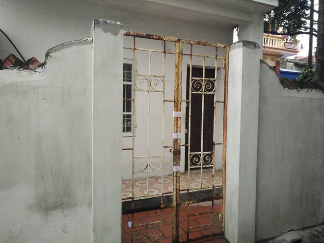 Vụ con g&aacute;i tẩm xăng &ocirc;m mẹ tự thi&ecirc;u: Bi kịch được dự b&aacute;o từ trước - Ảnh 1.