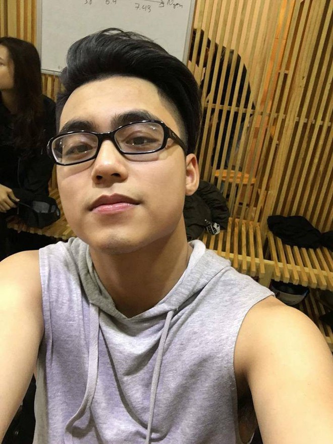 Em trai người nổi tiếng: Ch&agrave;ng đẹp trai như hotboy, ch&agrave;ng tốt nghiệp trường đỉnh! - Ảnh 3.