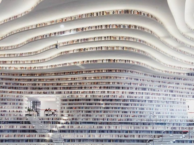 Lạc lối trong thư viện rộng mênh mông, được đánh giá đẹp nhất Trung Quốc với 1,2 triệu cuốn sách - Ảnh 3.