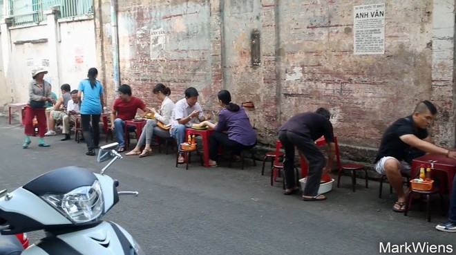 Bữa sáng ngon nhất của du khách người Mỹ tại Sài Gòn khiến ai cũng gật gù đồng ý vì đánh giá quá đúng - Ảnh 4.