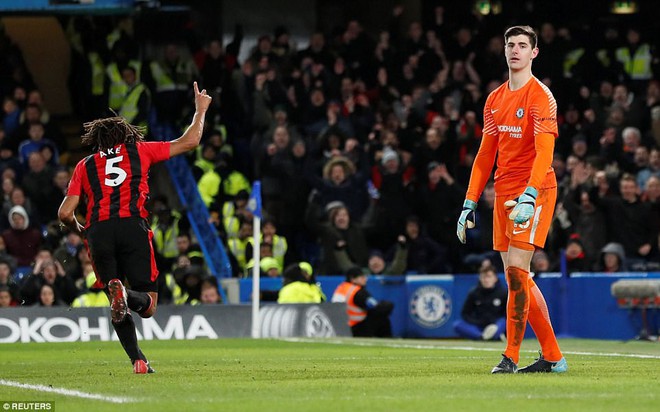 Chelsea thua tan n&aacute;t đội b&oacute;ng đang vật lộn trụ hạng - Ảnh 11.